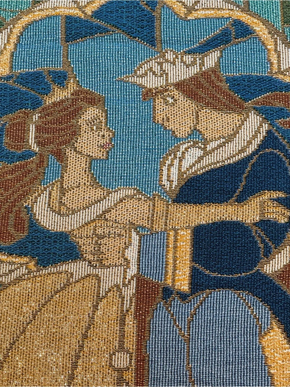 Disney Romantic Rose Beauty and the Beast Tapestry Throw Blanket